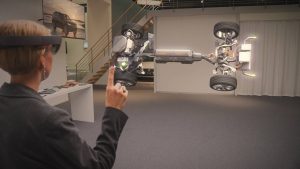 Volvo-Cars-Microsoft-HoloLens-experience_01_thumb_1280