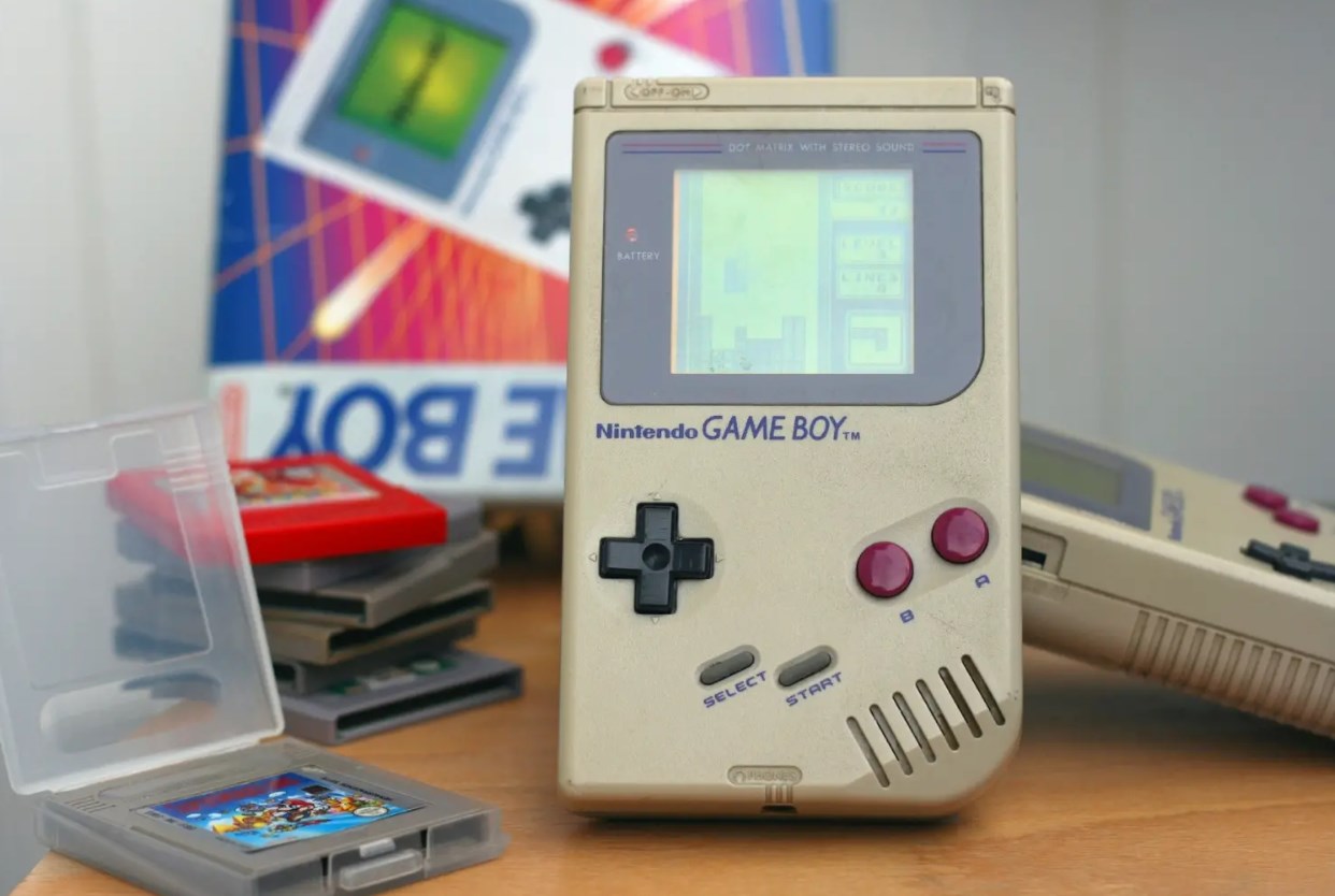 Game Boy: la original, la primera y su pantalla verde clásica