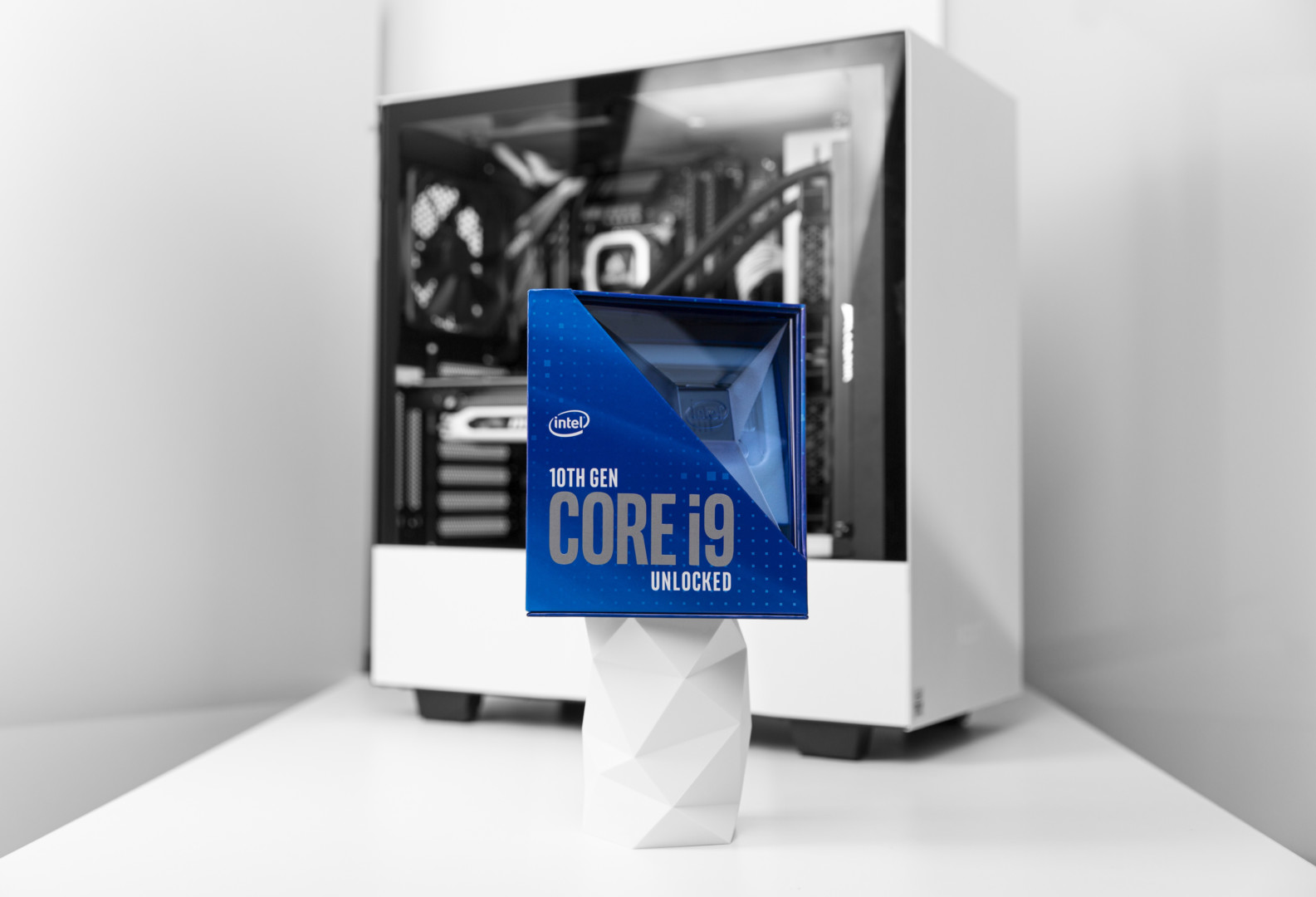 Intel Core i9-10900K: características y mejoras del procesador de juegos más rápido del mundo